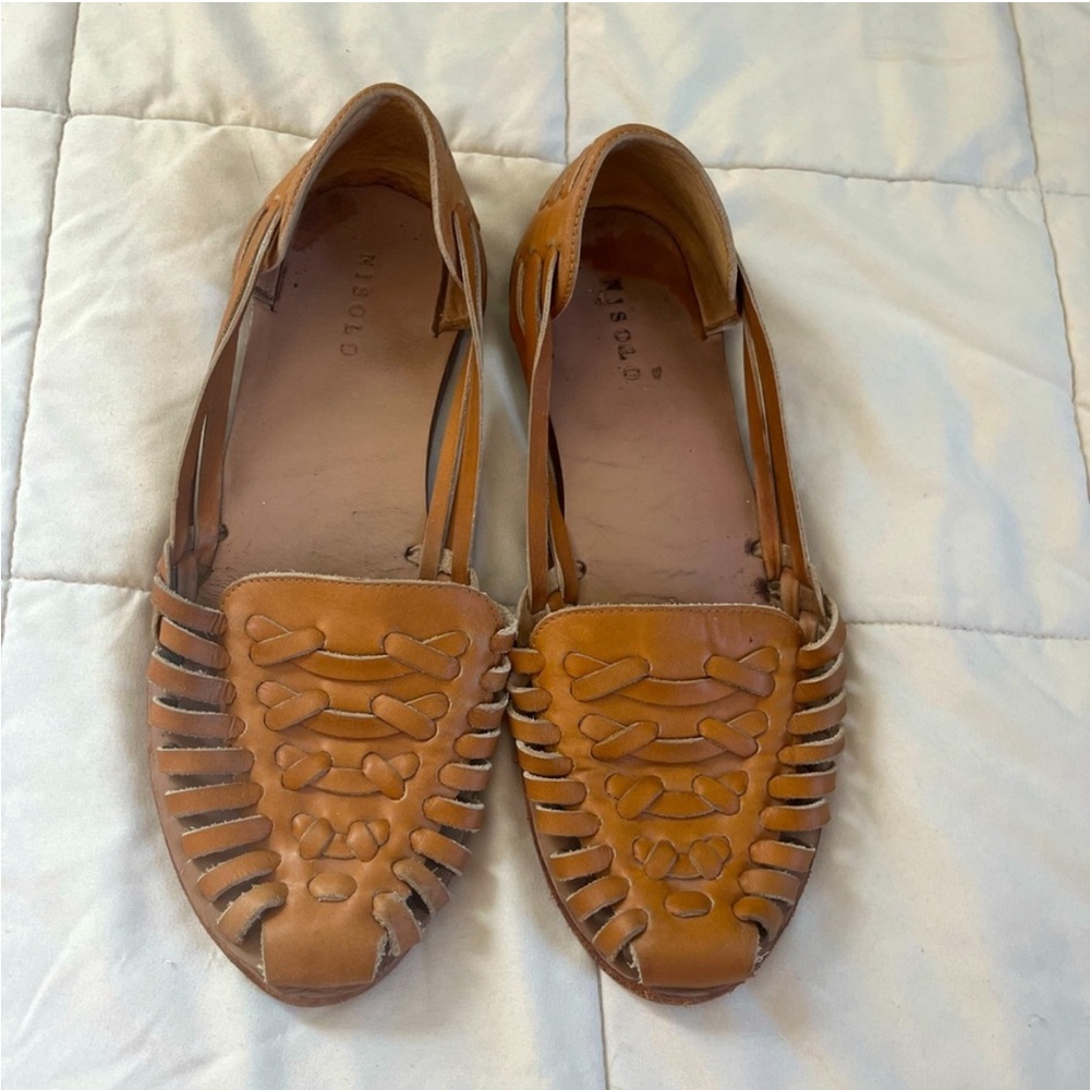 Nisolo Women’s Huarache Loafers - Tan, size 9.5